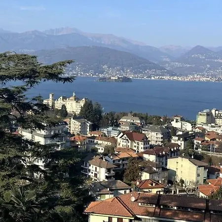 La Contea Panoramica 130 Mq Parking Free 斯特雷萨