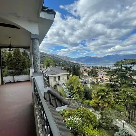 La Contea Panoramica 130 Mq Parking Free Lägenhet *