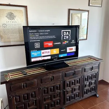 La Contea Panoramica 130 Mq Parking Free Στρέσα